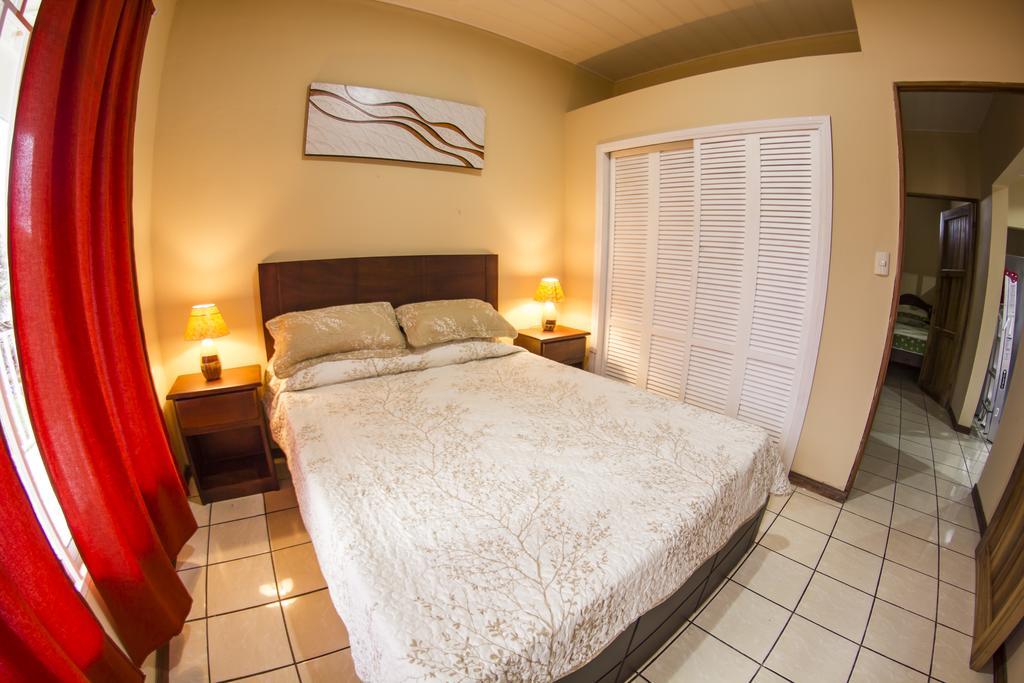 Apartamentos Valle Del Volcan La Fortuna Buitenkant foto