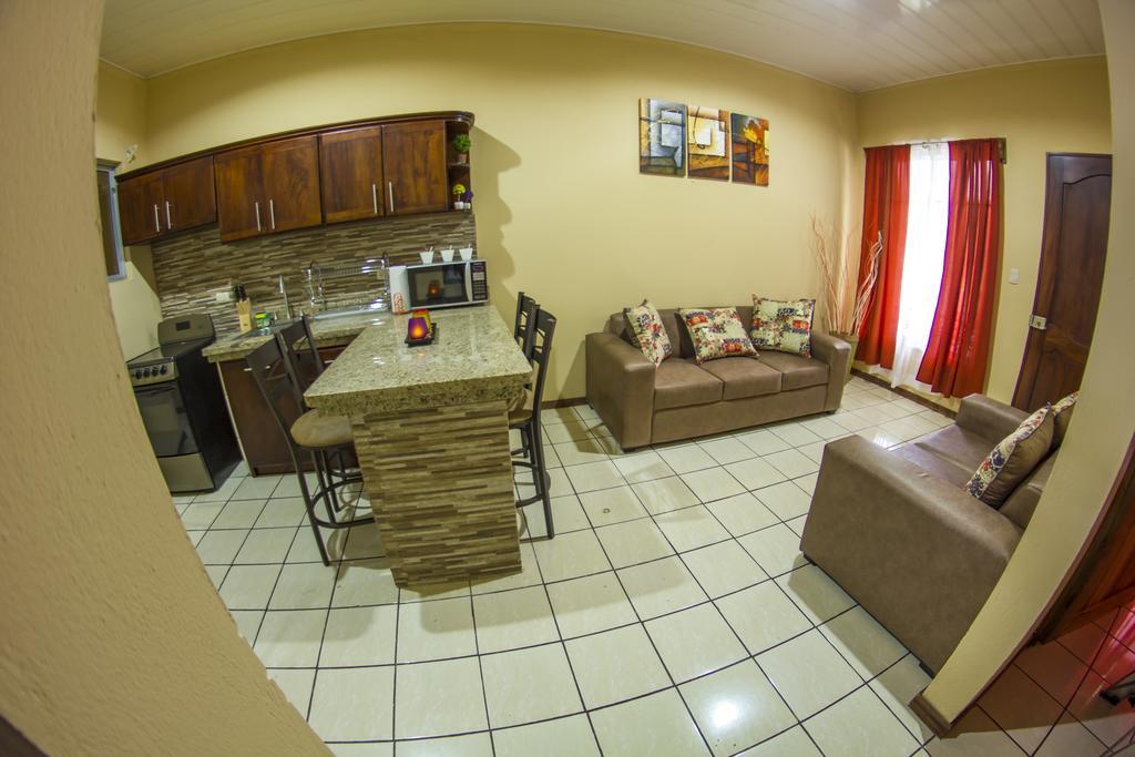 Apartamentos Valle Del Volcan La Fortuna Buitenkant foto